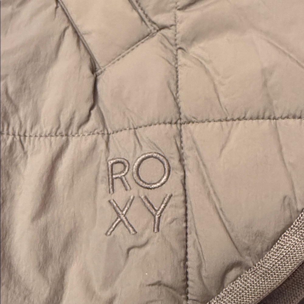Roxy Quilted Jacket in Taupe Brown. New. - Picture 6 of 10